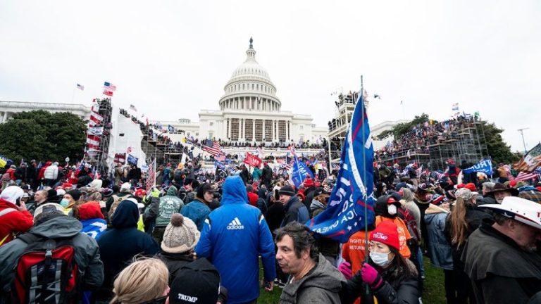 Grassley, Johnson press DOJ IG to respond on whether ‘untasked’ undercover agents were present on Jan 6